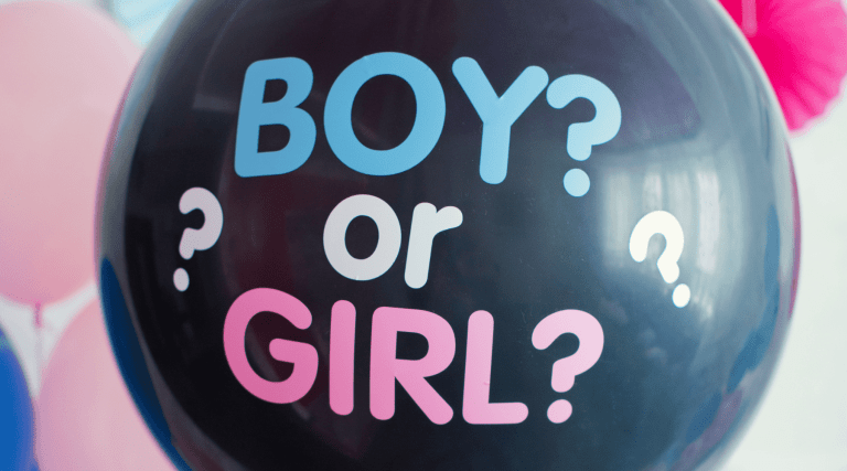 Gender reveal confetti ballon